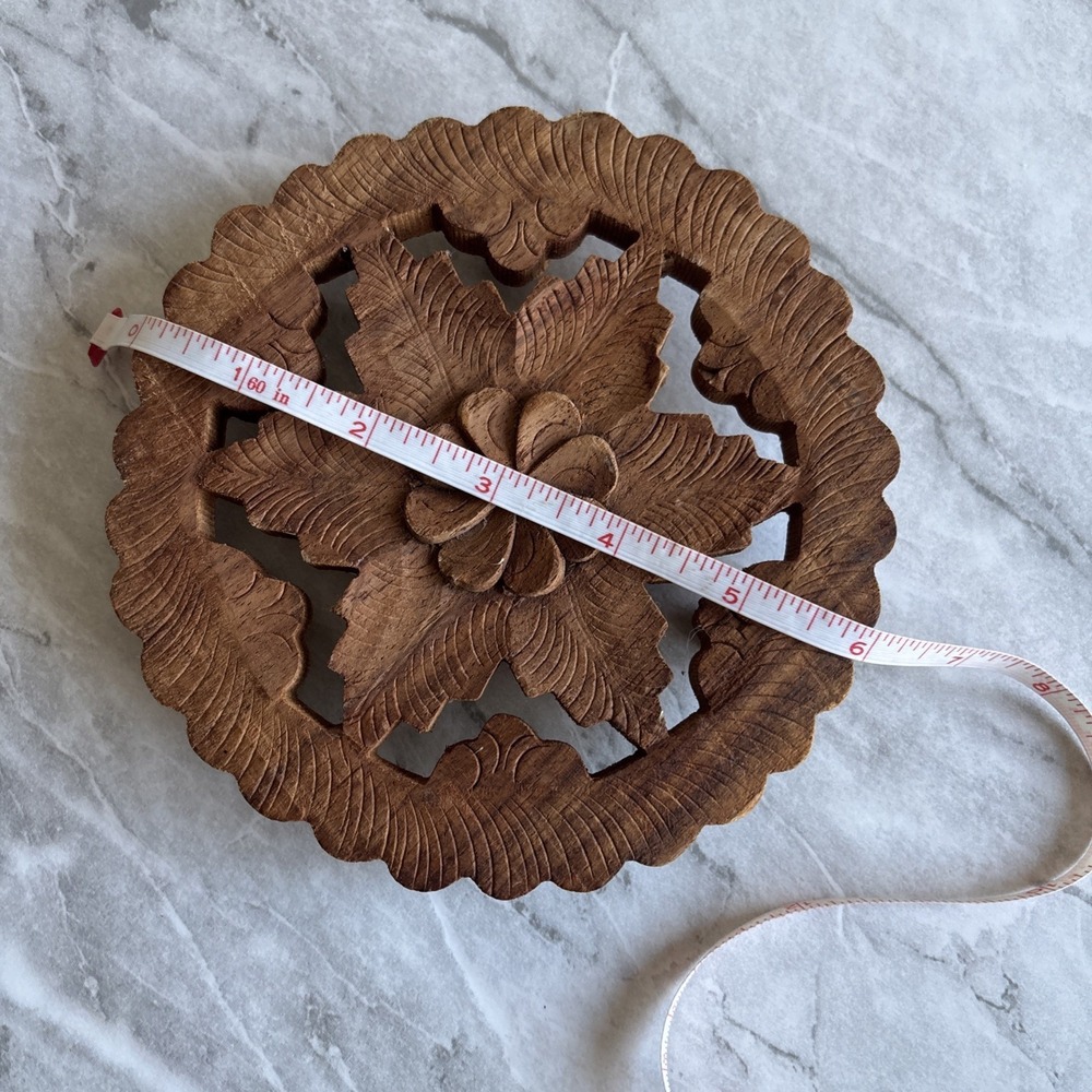Vintage Hand Carved Wooden Footed Trivet India Boho Floral Plant Stand Riser - Picture 2 of 5
